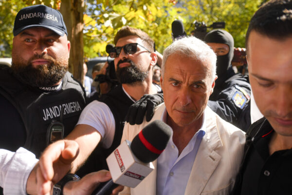 Să deconspir tot sistemul, inclusiv pe Simion”. Cum i-a descris Călin Georgescu lui Ionel Rusen „misiunea” pe care a avut-o