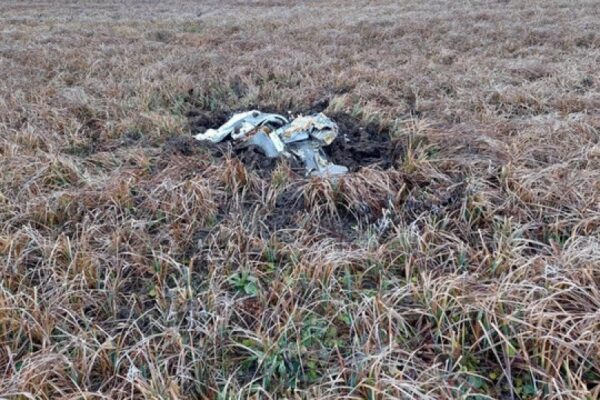 Dronă prăbușită în județul Suceava, cursurile din patru școli au fost suspendate până la ora 10. Mesaje Ro-Alert în Botoșani și Tulcea