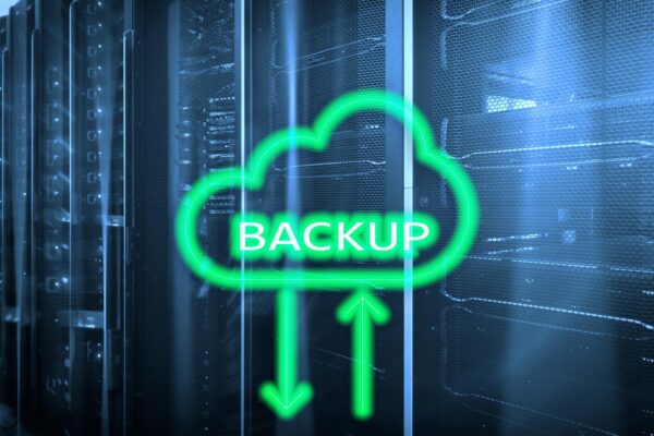 Backup pentru datele companiei: de ce trebuie să testezi și recuperarea fișierelor