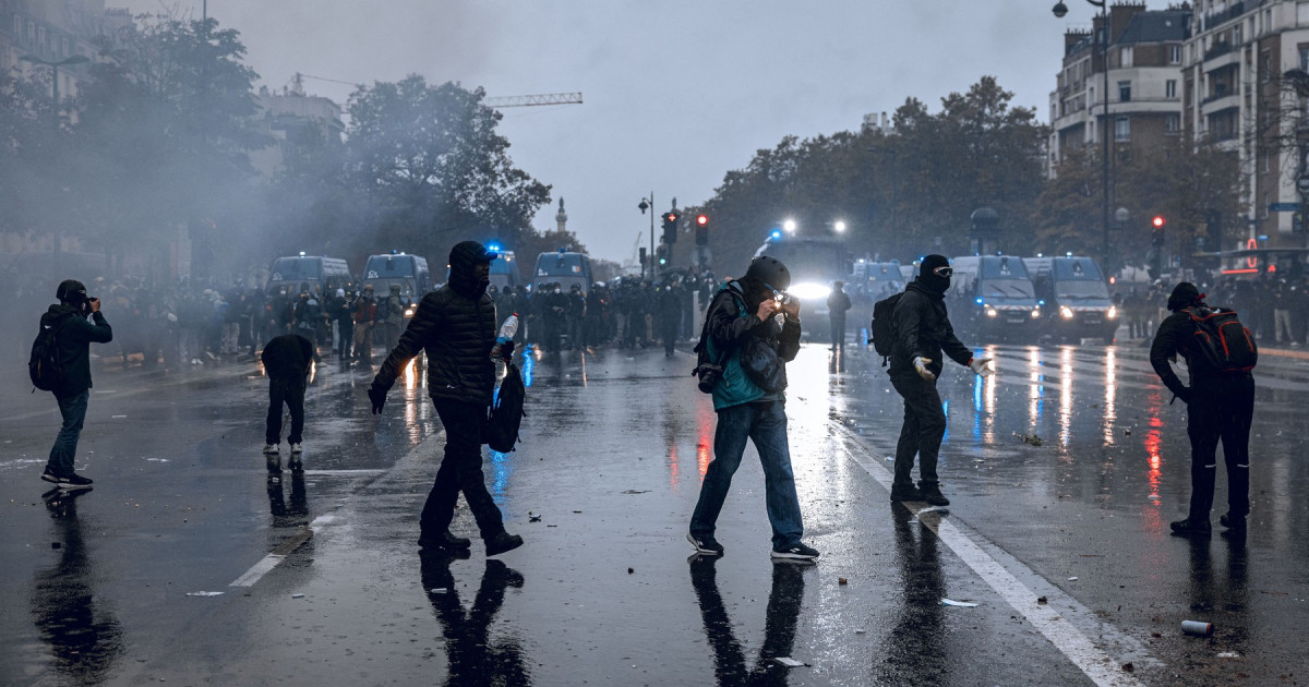 Macron anunță restricții pentru proteste: traseele vor ocoli centrele orașelor